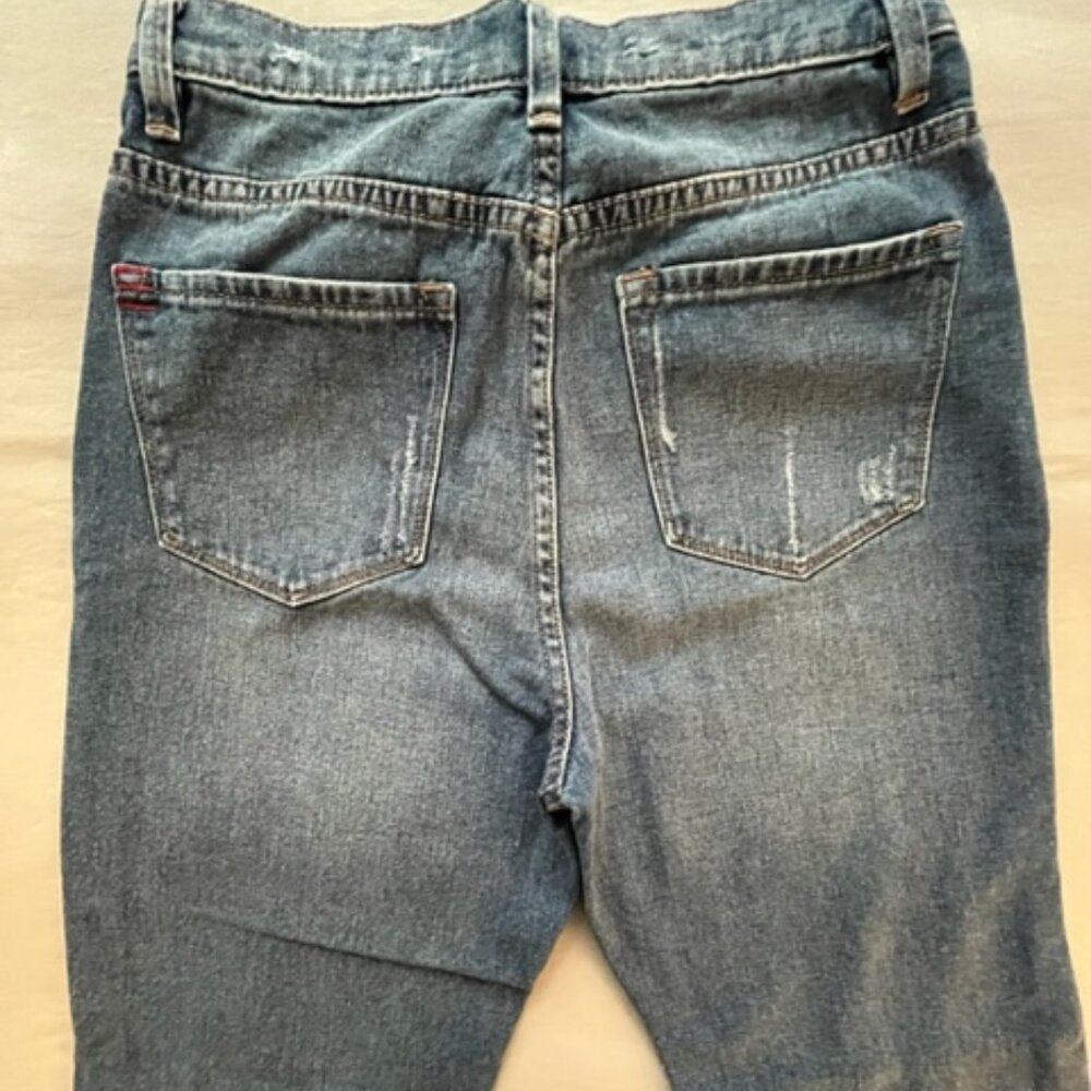 ☀️BOGO☀️BDG FUN Mom High Rise Jean Medium Wash - Picture 3 of 5